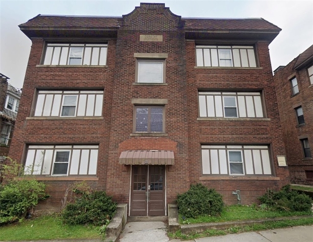 19 Singer Ave - Photo 1