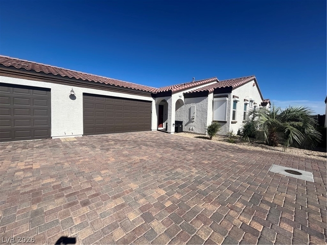 1533 Franklin Lane - Photo 1