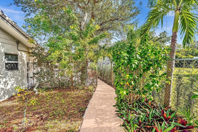 3998 Nw 5th Avenue - Photo 1