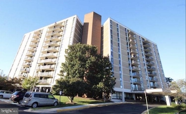 6800 Fleetwood Road - Photo 1