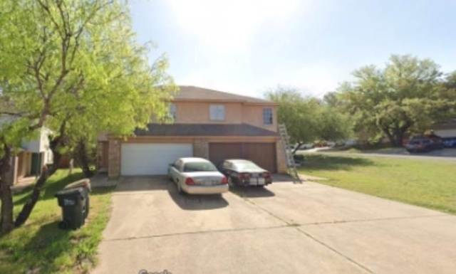1002 Sagewood Trl - Photo 1