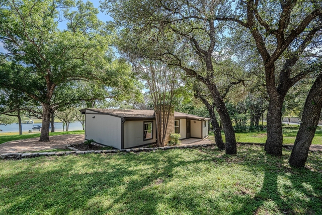 16013 Edwards Dr - Photo 1