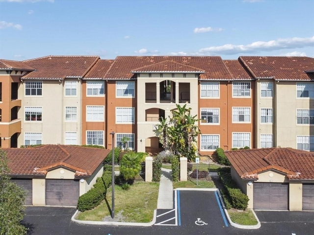 5578 Metrowest Boulevard - Photo 1