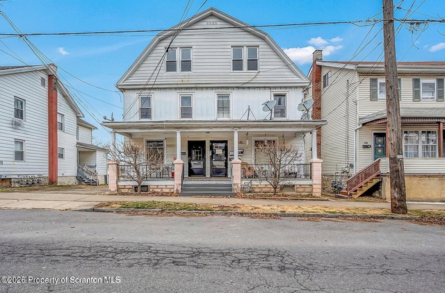 402 Scott Street - Photo 1