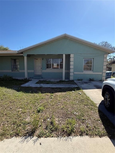 2109 N 13th Street - Photo 1