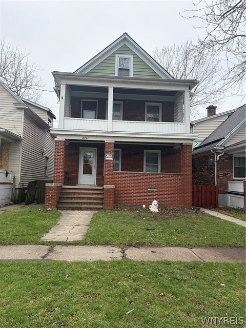 420 18th Street - Photo 1