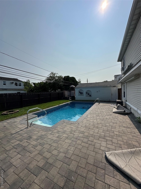 12 Green Lane - Photo 1