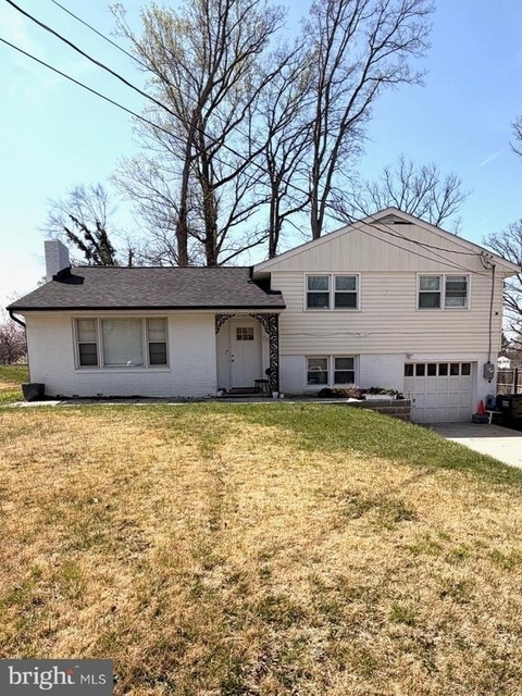 7410 Dickenson Street - Photo 1