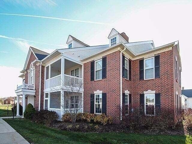 856 W Summerfield Glen Circle - Photo 1