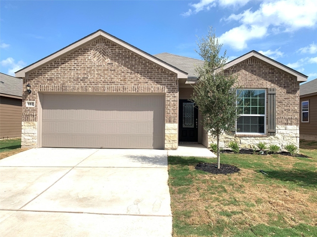 112 Declaration Ln - Photo 1