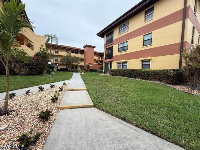 6136 Whiskey Creek Drive - Photo 1