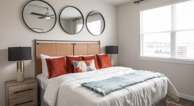 12111 Main Street - Photo 1