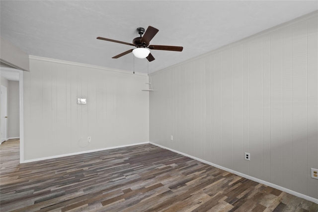 2729 Main Street - Photo 1