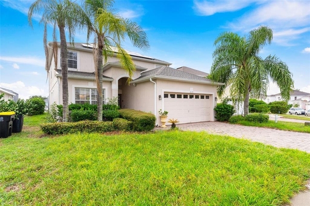 215 Gleneagles Drive - Photo 1