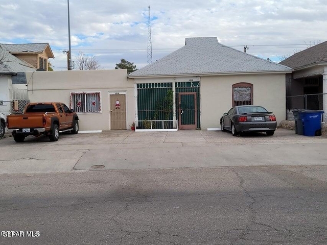 1218 Wyoming Avenue - Photo 1
