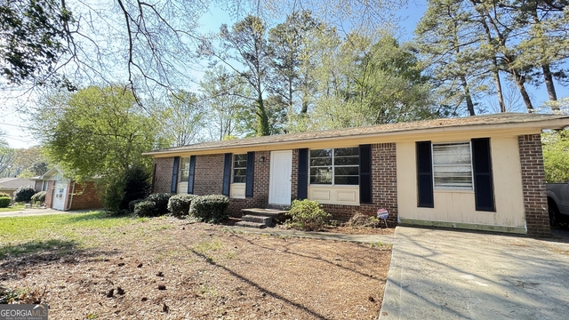 723 Sheffield Road - Photo 1
