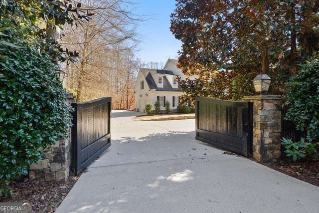 1124 Moores Mill Road Nw - Photo 1