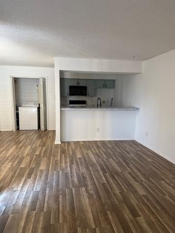 9813 Walnut Street - Photo 1
