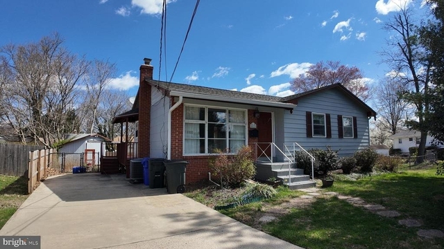4419 Renn Street - Photo 1