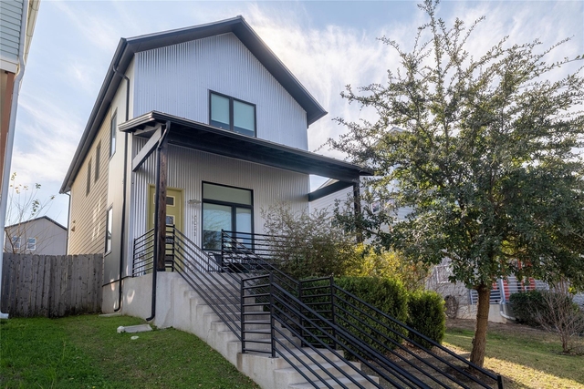 6021 Seville Dr - Photo 1
