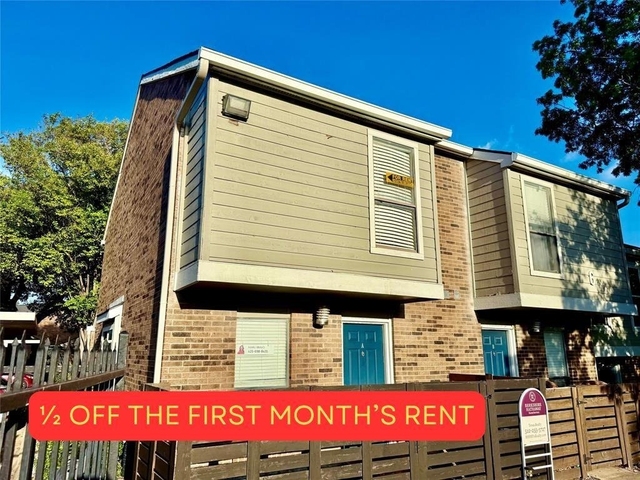 2018 W Rundberg Ln - Photo 1