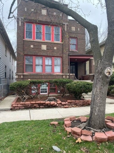 10214 S State Street - Photo 1