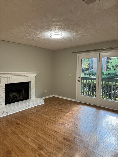 1413 Tuxworth Circle - Photo 1