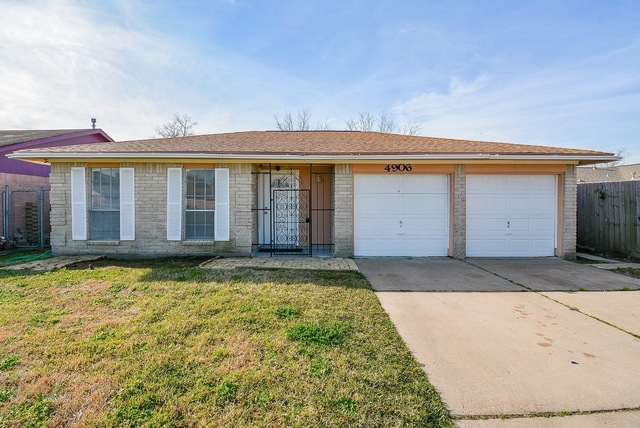 4906 E Orem Drive - Photo 1