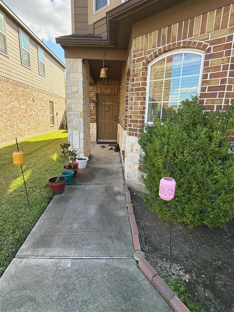 2623 Hunters Side Trail - Photo 1