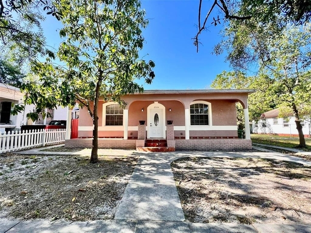2324 W Palmetto Street - Photo 1