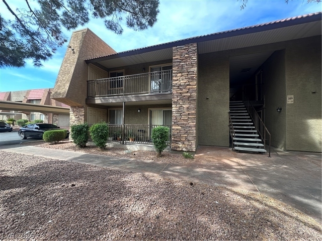 4320 Sandy River Drive - Photo 1