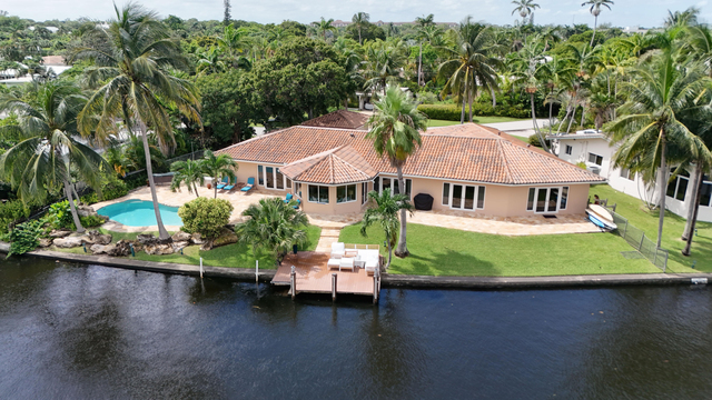 1925 Coral Gardens Drive - Photo 1