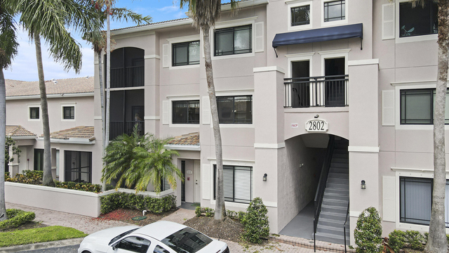 2802 Sarento Place - Photo 1