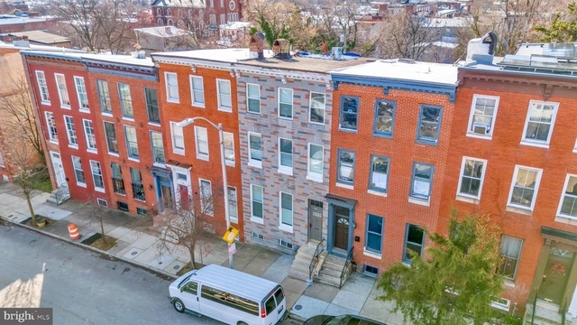 1725 Hollins Street - Photo 1