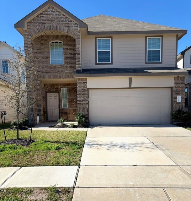 17607 Desmond Street - Photo 1