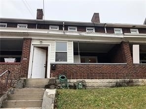 2332 Sherbrook St - Photo 1