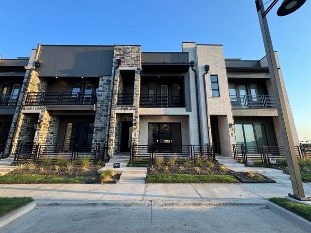 1289 Doris May Drive - Photo 1