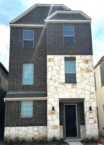 4548 Community Court - Photo 1