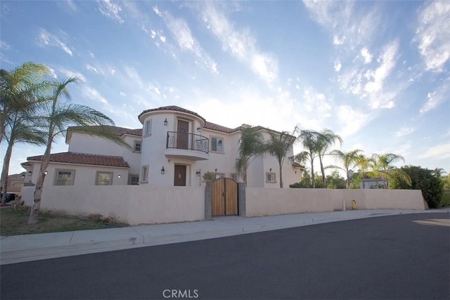 40351 Heirloom Court - Photo 1