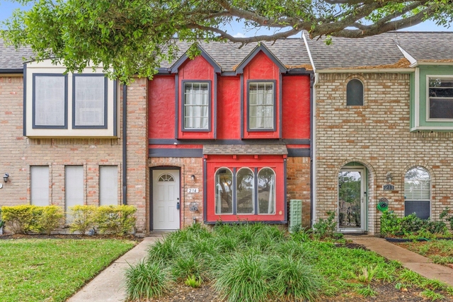 11002 Hammerly Boulevard - Photo 1