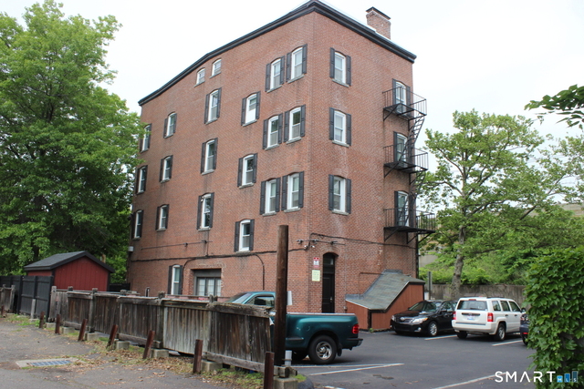488 Chapel Street - Photo 1