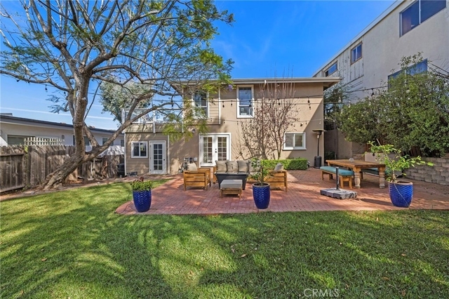 1185 Noria Street - Photo 1