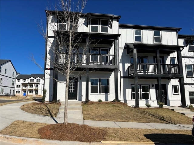 431 Lincoln Street - Photo 1