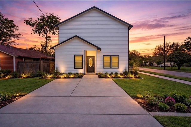 7989 Sunbury Street - Photo 1