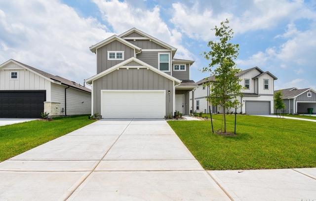 23923 Escardilla Drive - Photo 1