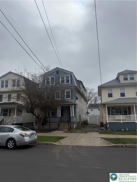 122 2nd Avenue - Photo 1