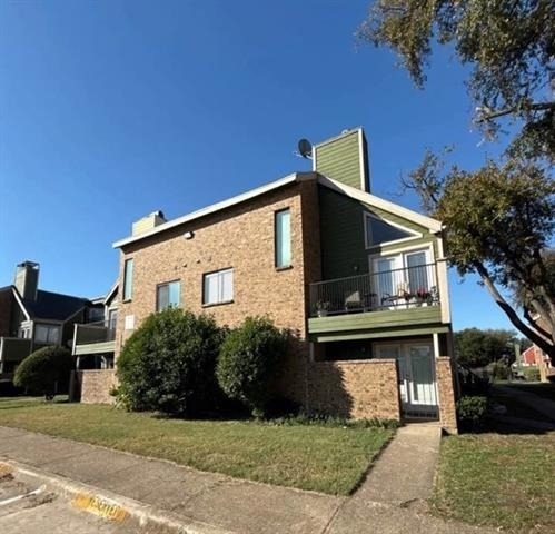 9837 Walnut Street - Photo 1
