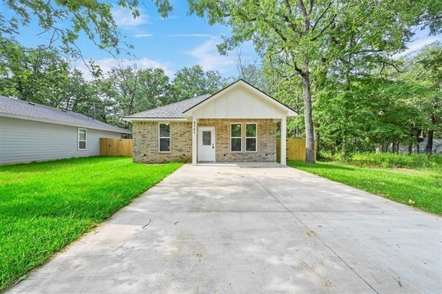 6147 Shawnee Drive - Photo 1