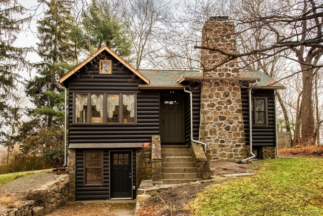 11 Locust Drive - Photo 1