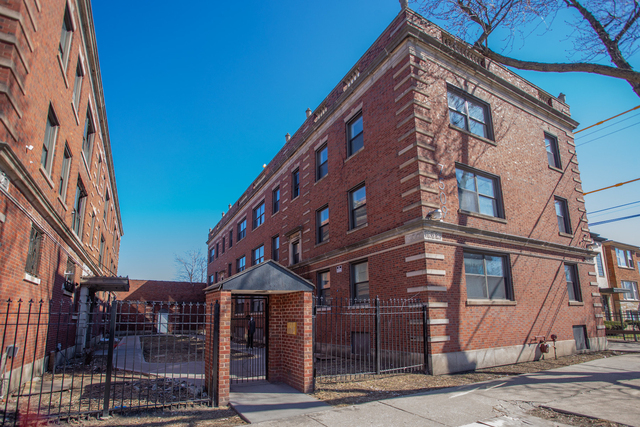 7505 S Yates Street - Photo 1